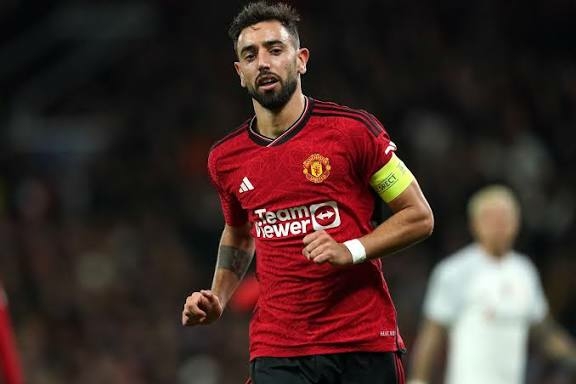 EPL: Man Utd Captain, Fernandes, Surpasses David Beckham’s Record 1 Man U