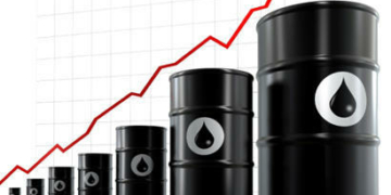 Oil Prices Rise Above $90/b, Brent Hits $92