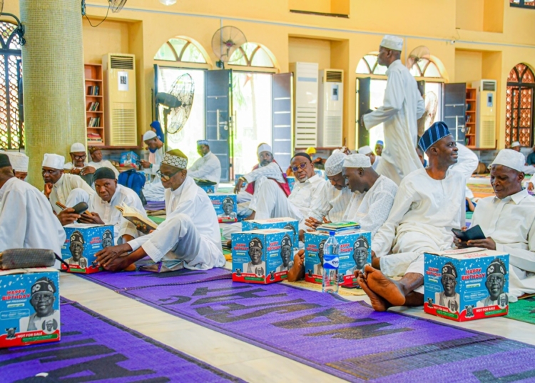 Sanwo-Olu Distributes 20,000 Food Packs To Mark Tinubu’s 74th Birthday 1 Pix 1863