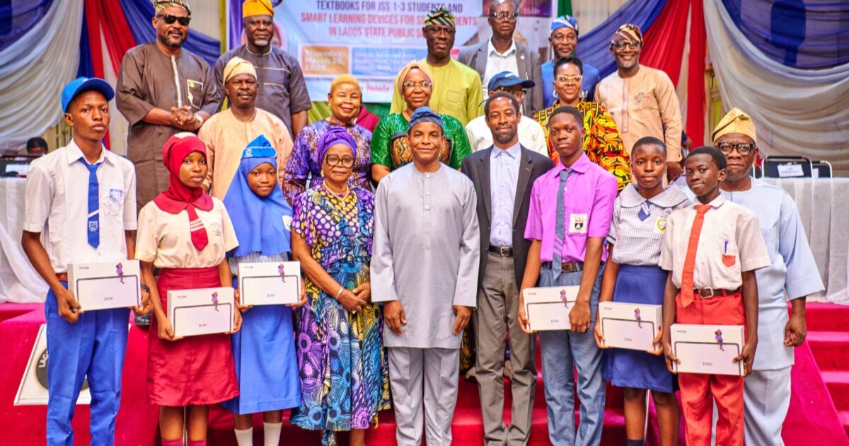 Lagos Distributes Smart Tablets, Textbooks To 600,000 Students