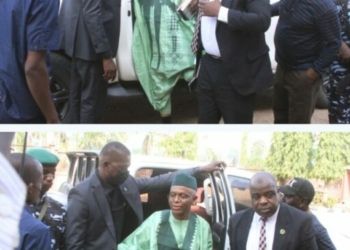 El-Rufai Arrives Kaduna Court Under Heavy Security, Journalists Barred