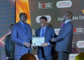 Alan Peter Adeboye Gets Youth Leadership Advocacy Award In Zimbabwe