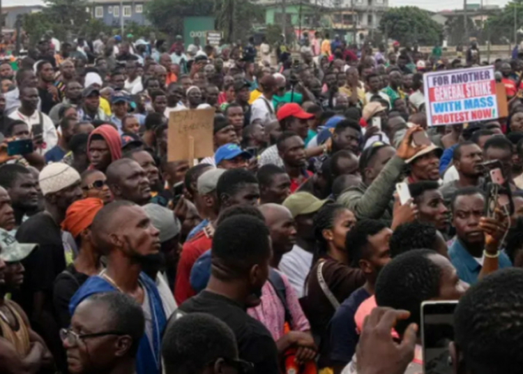 Lagos Residents Protest Electricity Crisis 1 fa7c1dc2 9dad 4f6d 8da5 28f21be745a2