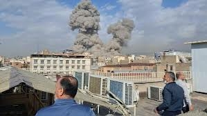 4.4 Magnitude Earthquake Hits Iran 1 images 17