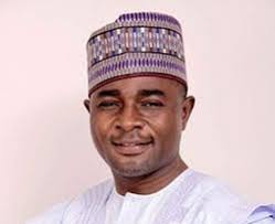 Nasarawa Gov’ship Aspirant Lifts 5,000 Students With Scholarships