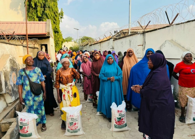 Sallah: Foundation Distributes Food Items To Families In Niger 1 pathway