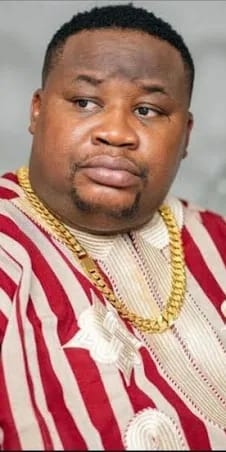 Davido Warns Cubana Chief Priest To Stay Out Of Wizkid, Burna Boy Feud 1 Cubana