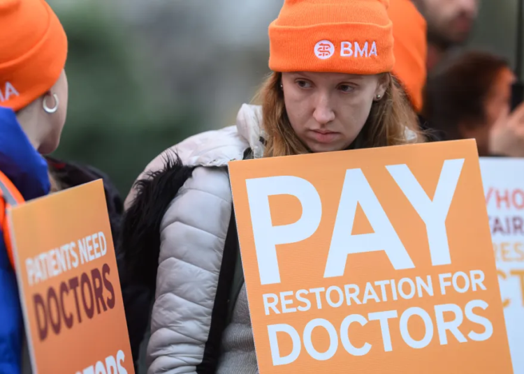 Doctors In England Embark On 15th Strike In 3 Years 1 Doctors strike