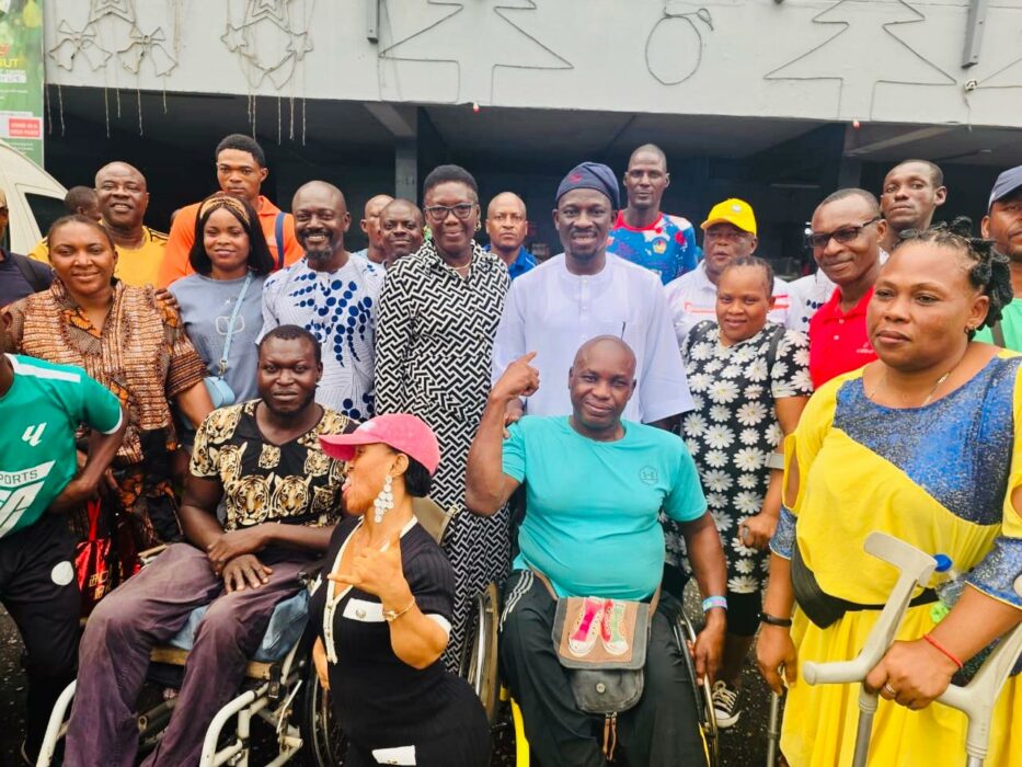 Onos Oborevwori visits Delta Paralympic Athlete, Meets Para-Sports Team In Lagos
