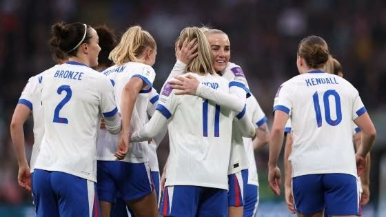 England Leapfrog Germany As Spain Retain Top Spot In FIFA Women's Rankings Shake-up 1 England girls