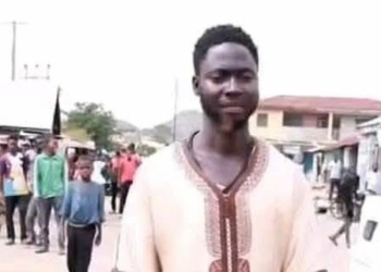 How Christian Man Hid Me In Wife’s Bedroom — Muslim Garden Egg Seller