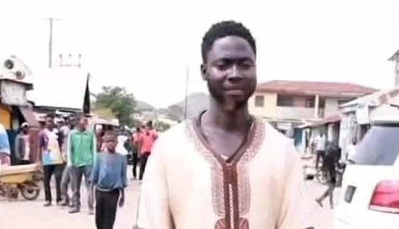 How Christian Man Hid Me In Wife’s Bedroom — Muslim Garden Egg Seller 1 HE1aCM8WsAAB n