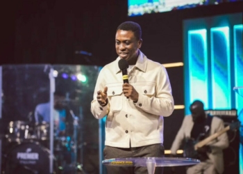 Selman Hails Pastor Idowu As Cleric Warns Against ‘Overemphasis’ On Tithes, Offerings 