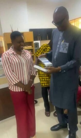 Journalist Receives iPhone 16 Gift From Employers For Outstanding Performance 1 IMG 20260428 WA0037