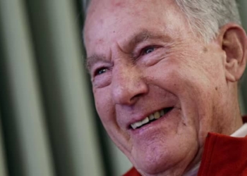 ‎Jim Whittaker, First American to Reach Everest’s Summit, Dies At 97