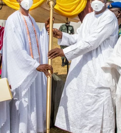 Kwara Governor Presents Staff Of Office To Ganmo Monarch 1 KWARA