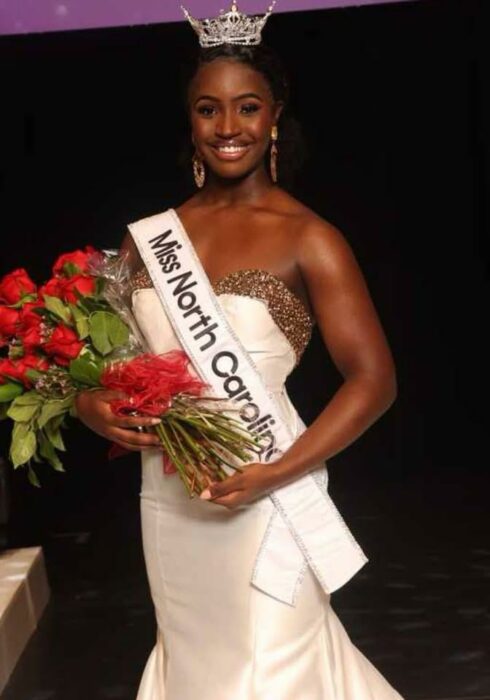 Former Miss North Carolina Carrie Everett Passes Away At 22 After Brave Cancer Battle