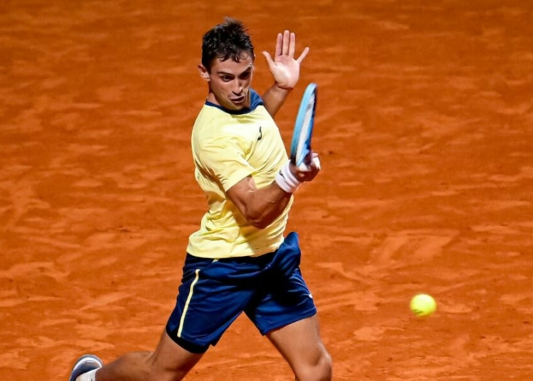 Argentina's Navone Wins mtaiden ATP Title 1 NAVONE