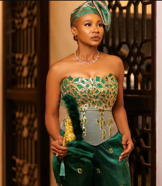 ‎No One Can Stop Me Speaking My Ibibio Dialect On Set – Nse Ikpe-Etim