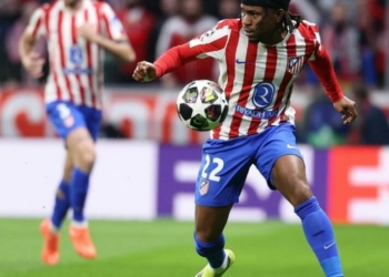 Oliseh Hails Lookman After Nigerian’s Historic UCL Goal Sinks Barcelona