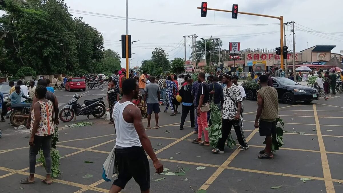 Insecurity: Ondo Residents Protest Frequent Kidnappings, Killings