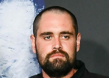 Rob Reiner’s Son Faces Preliminary Hearing Over Parents’ Murder