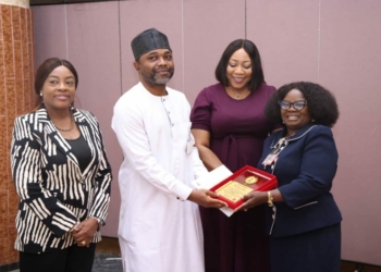 7 State House Staff Get Awards Amid Push For Professionalism