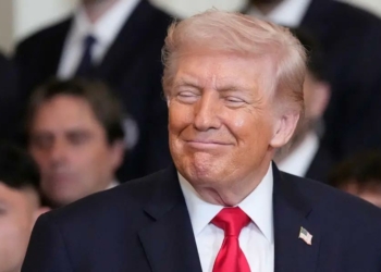 Bruce Springsteen Pauses Trump Feud, Gives Thanks After President Escapes WHCD Shooting Scare