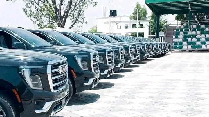 Bauchi Governor Distributes Vehicles To Emirs, District Heads 1 VEHICLES1