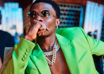 Wizkid Labels Burna Boy A Coward For Bringing 10 Men To Fight DJ Tunez