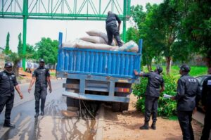 PICTORIAL: Policemen Reject ₦100m Bribe From Vandals, Recover ₦400m Assets From Syndicate 3 WhatsApp Image 2026 04 27 at 21.01.00 1
