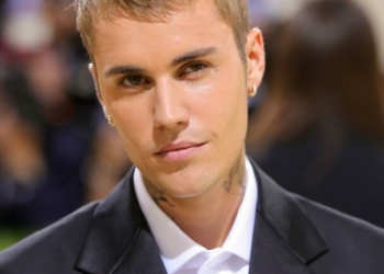 Justin Bieber Lands First Hot Christian Songs Top 10 With ‘Everything Hallelujah’
