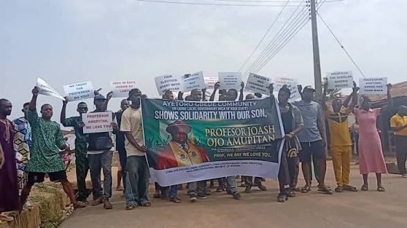 Kogi Youths Protest Alleged Political Persecution Of INEC Chairman