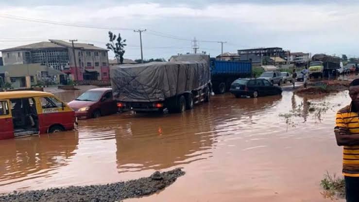 Cross River Begins Desilting Of 4km Water Channels To Avert Flooding