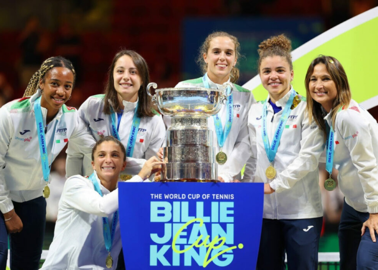 Stojsavljevic To Make Billie Jean King Cup Debut At 17 1 SHENZHEN, CHINA - SEPTEMBER 21: (L-R) Sara Errani, Tyra Caterina Grant, Elisabetta Cocciaretto, Jasmine Paolini, Lucia Bronzetti of Italy and Tathiana Garbin, captain of Italy pose for a photo with the Billie Jean King Cup during the trophy ceremony for the Billie Jean King Cup by Gainbridge Finals 2025, Final match between Italy and USA at Shenzhen Bay Sports Centre Arena on September 21, 2025 in Shenzhen, China. (Photo by Lintao Zhang/Getty Images for Billie Jean King Cup)