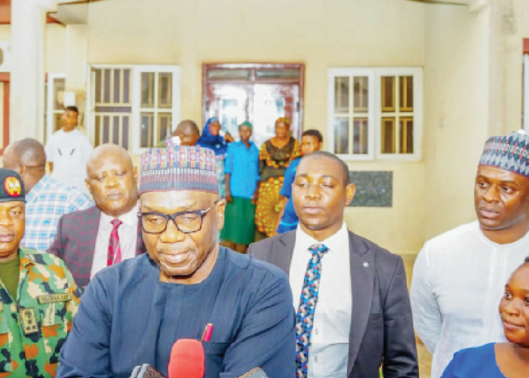 AbdulRazaq Supports Families Of Slain, Injured Soldiers With N75m 1 L-R: Commander 22 Armored Brigade, Brig. Gen. Nicholas Rume; Chief medical director, University of Ilorin Teaching Hospital, Prof. Abdullahi Yusuf, Kwara State governor, AbdulRahman AbdulRazaq; and Nurse Yetunde Makinde; during a get-well-soon visit to soldiers who were recently injured in a counter-banditry operation, in Ilorin, on Tuesday. PHOTO BY ABDULLAHI OLESIN.