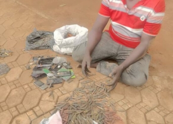 Troops Intercept Large Cache Of Ammunition, Arrest 7 Suspects On Kaduna–Jos Road