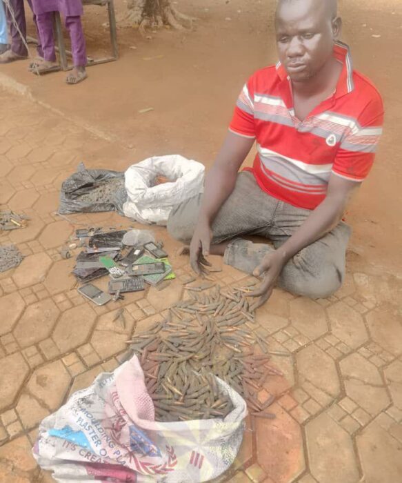 Troops Intercept Large Cache Of Ammunition, Arrest 7 Suspects On Kaduna–Jos Road