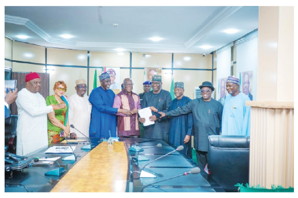 APC Screens Governor AbdulRazaq For Senate Seat