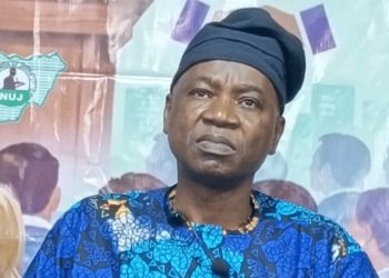 Oyo APC Guber Aspirant Promises Jobs, Power, Education