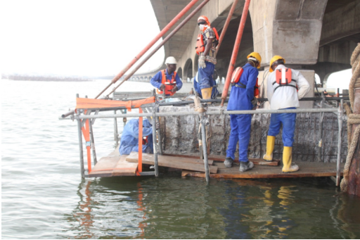 Julius Berger Fixes Defects On Third Mainland, Carter, Iddo Bridges