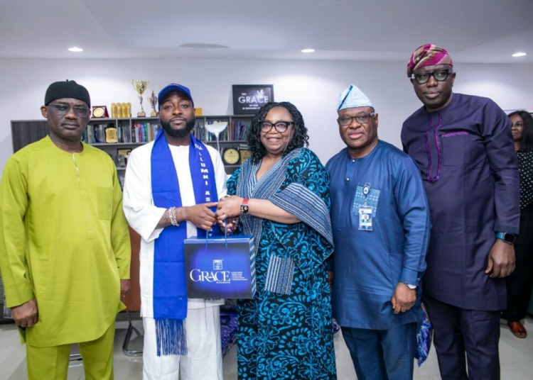 Davido Returns To Babcock University, Pledges Music Dept Upgrade 11 Years After Graduation 1 Davido 1