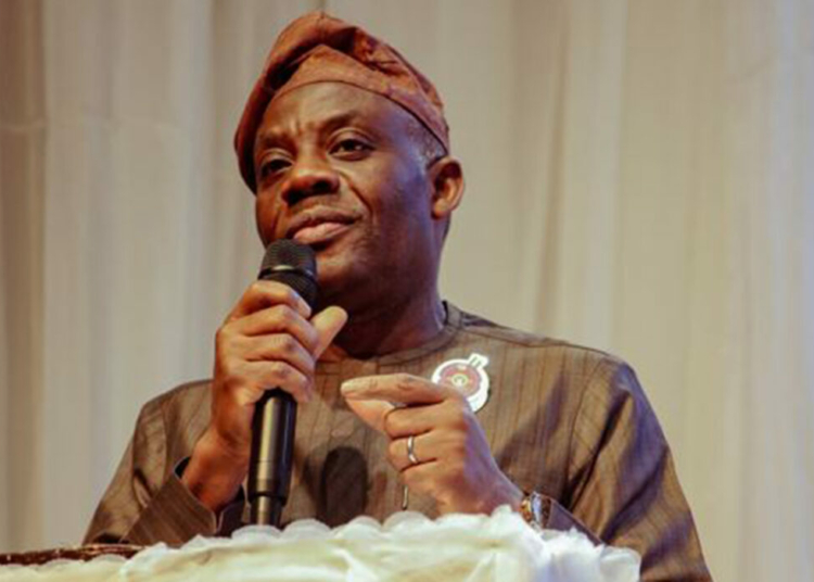 Dr Tunji Alausa