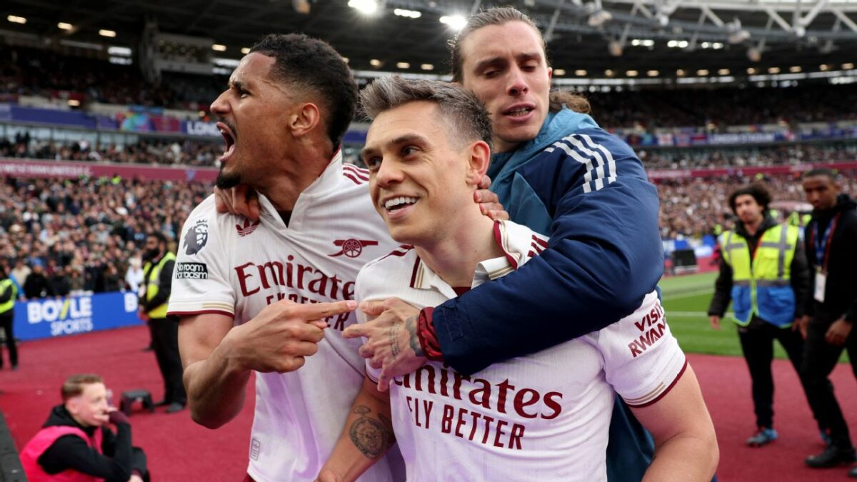 Arsenal Edge Past West Ham To Keep Title Dreams Alive