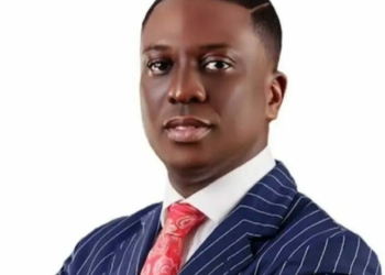 Blogger Criticises Pastor Bolaji Idowu Over Heavy Security At NLP-UK Conference