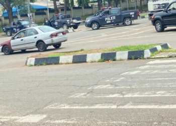 Police Seal Off Abuja Venue For Jonathan’s Ratification As PDP Presidential Candidate