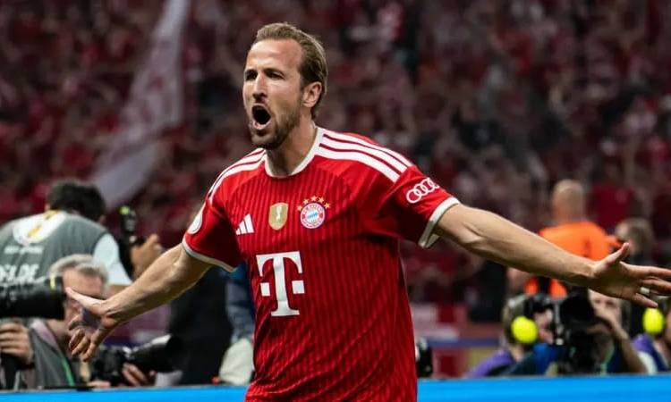 Harry Kane 2nd Half Hat-trick Secures German Cup For Bayern 1 Kane
