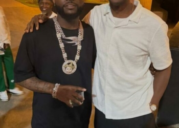 Lateef Adedimeji Hails Davido As A Musical Genius After Abuja Meetup