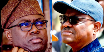 Wike-backed PDP Urges Hope, Makinde Camp Decries Struggling Democracy 3 PDP Crisis: Wike, Makinde Camps Sell Nomination Forms Separately