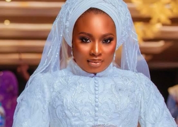 Mo Bimpe Unveils ‘New Era’ After Welcoming Triplet Boys